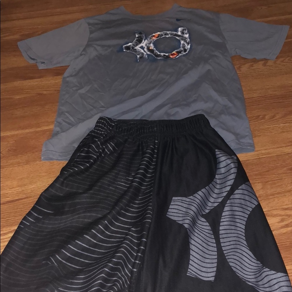 KD Outfit